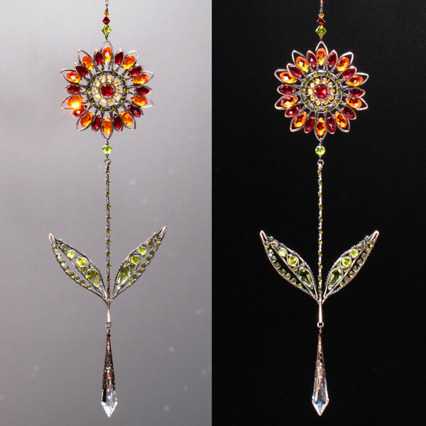 SOLD : ZINNIA 3D CRYSTAL FLOWER WINDOW SUNCATCHER